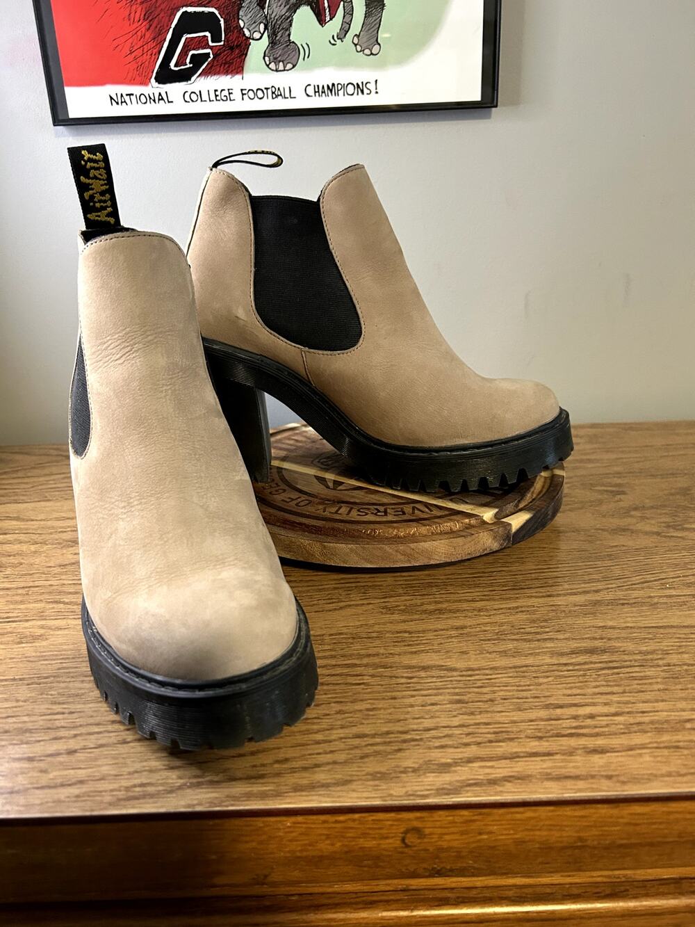 Dr Martens Camel Tan Hurston Suede Block Heels size 8/EU 39
